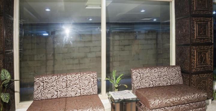 Saluja Residency Hotel สิริกุรี ภายนอก รูปภาพ
