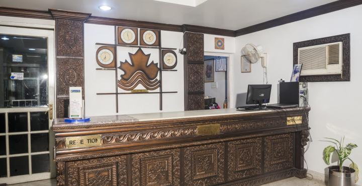 Saluja Residency Hotel สิริกุรี ภายนอก รูปภาพ