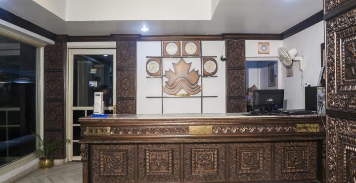 Saluja Residency Hotel สิริกุรี ภายนอก รูปภาพ
